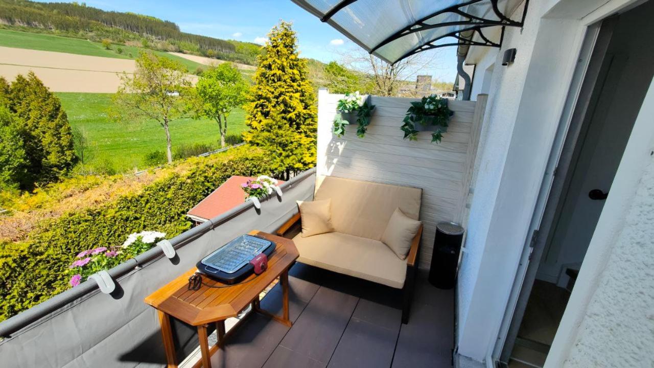 Modernes 3-Zimmer Loft Mit Balkon Hennesee 5 Min Eslohe Eksteriør billede